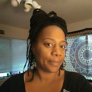 Meet your Posher, Amani